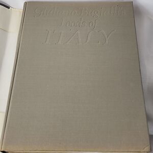 Vintage 80's CoffeeTable Book Giuliano Bugialli's Foods of Italy
